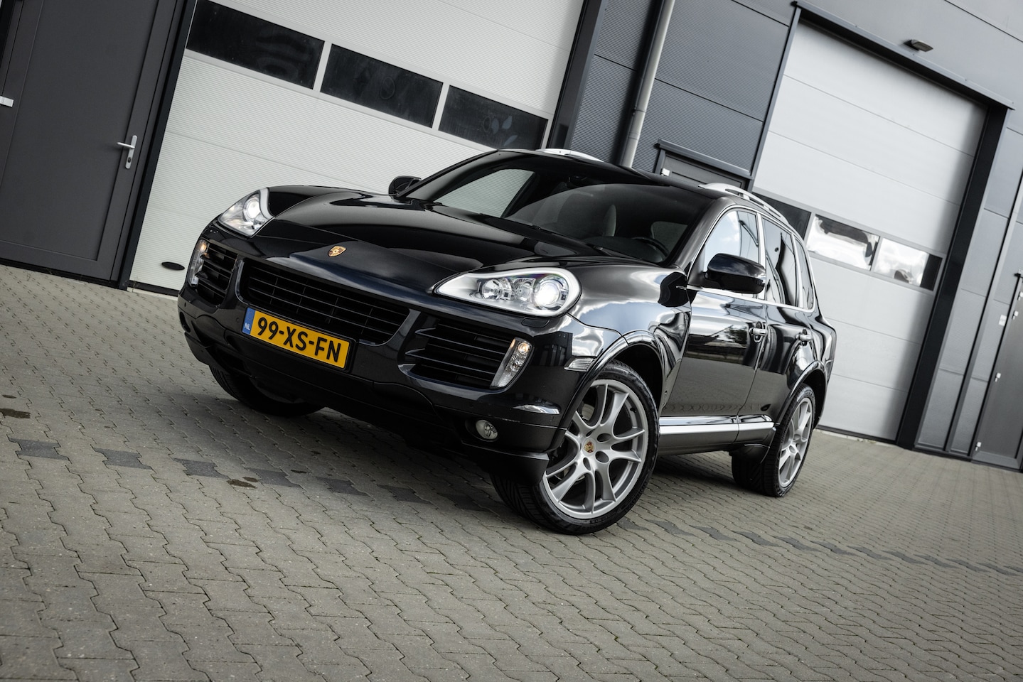 Porsche Cayenne - 3.6 Porsche Cayenne 3.6 Tiptronic | Origineel NL | Youngtimer | 2e eigenaar - AutoWereld.nl