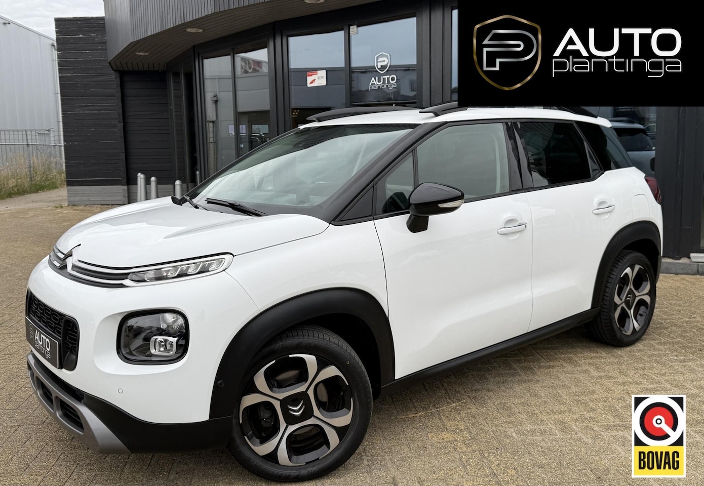Citroën C3 Aircross - 1.2 PureTech S&S Shine 110PK | BOMVOL | Dealeronderhouden | Trekhaak | Achteruitrijcamera - AutoWereld.nl