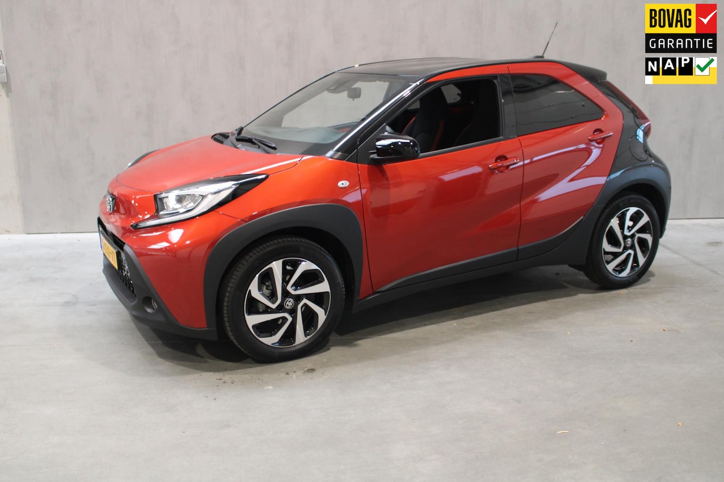 Toyota Aygo X - 1.0 VVT-i S-CVT Pulse Camera|Navi|carplay Nieuwstaat - AutoWereld.nl