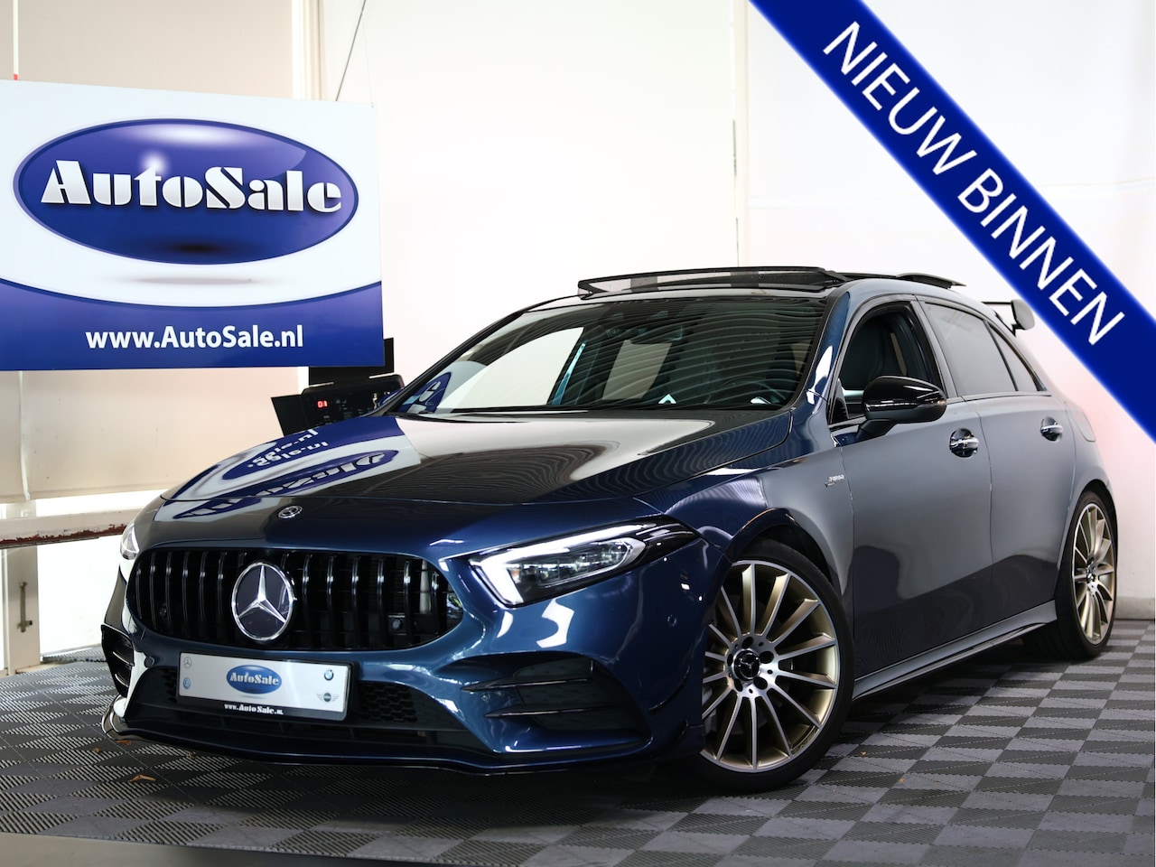 Mercedes-Benz A-klasse - AMG 35 4MATIC Premium BURMESTER PANO KUIPST ''19 - AutoWereld.nl