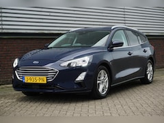Ford Focus Wagon - 1.0 EcoB. 125PK Hybrid Business|Trekhaak|Camera| Privacy-glas
