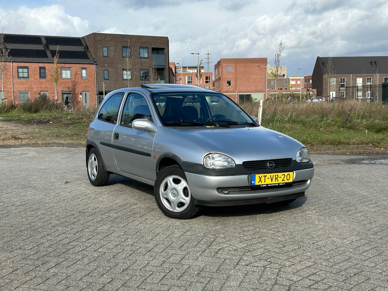 Opel Corsa - 1.2i-16V Sport Open Dak, 1e Eigenaar, Volledige onderhoudshistorie - AutoWereld.nl