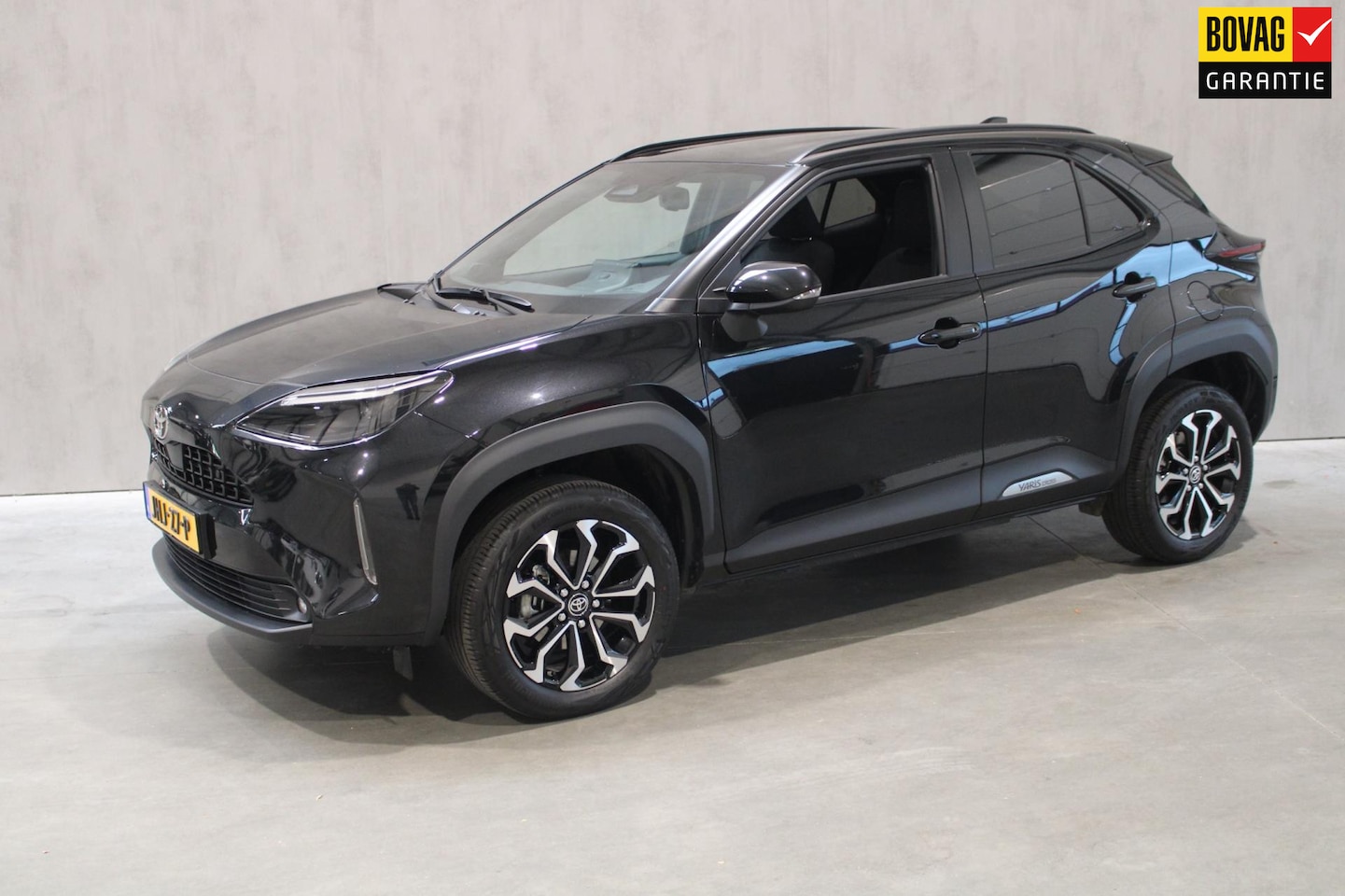 Toyota Yaris Cross - 1.5 Hybrid 115 First Edition Camera|pdc|Carplay Nieuw staat - AutoWereld.nl