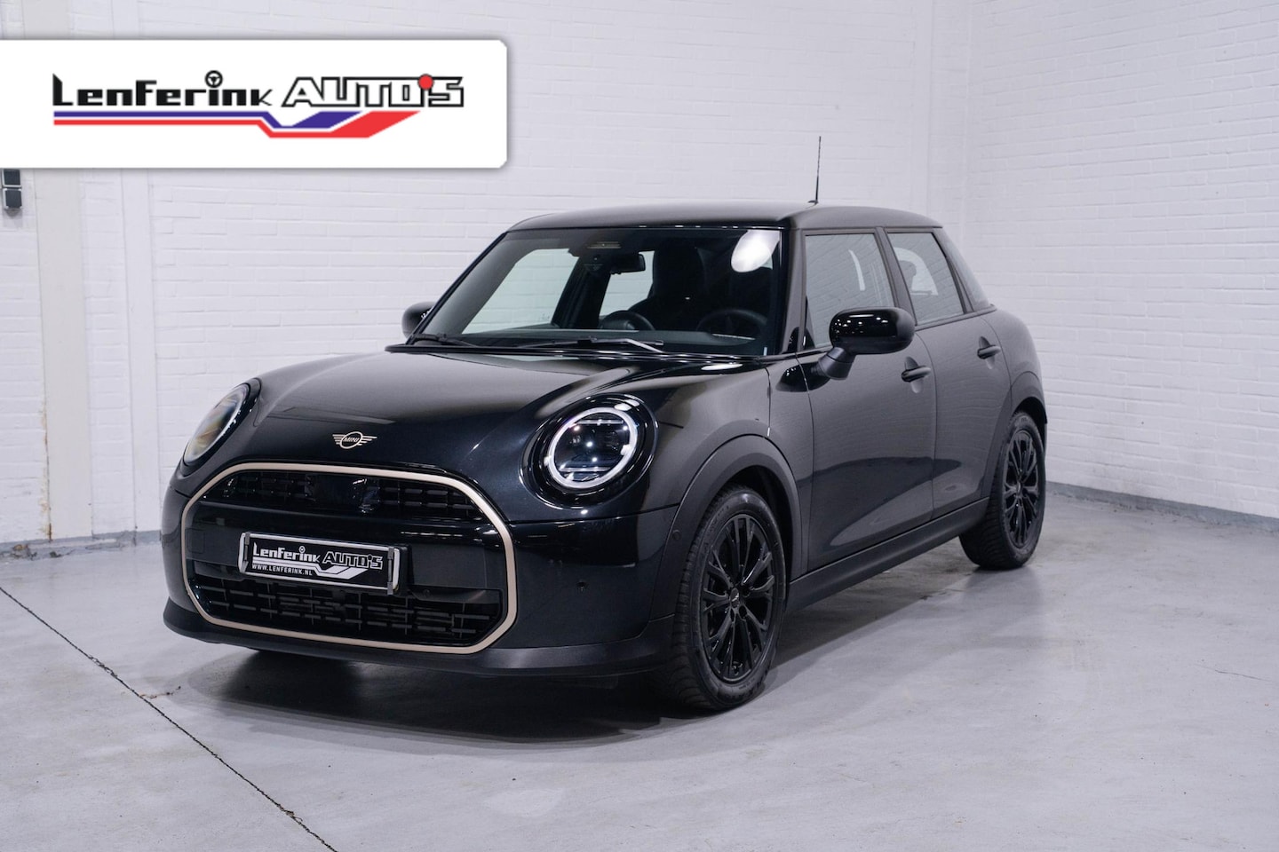 MINI Cooper - Mini 1.5 C Classic XS navi DAB PDC v+a cruise-controle 360-camera led verlichting v+a lede - AutoWereld.nl