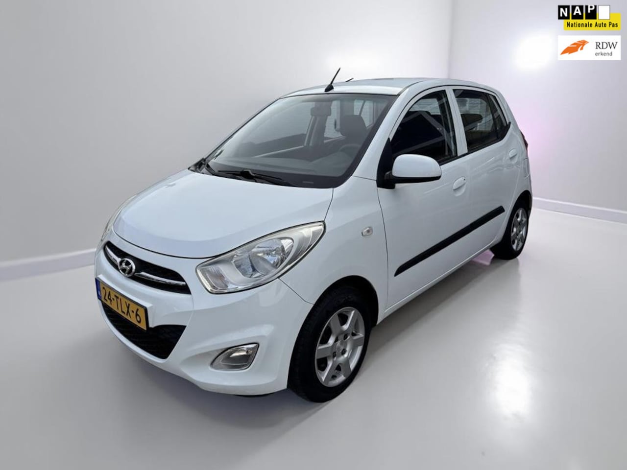 Hyundai i10 - 1.2 Plus 86 Pk 5 deurs Airco 142 dkm Nap - AutoWereld.nl
