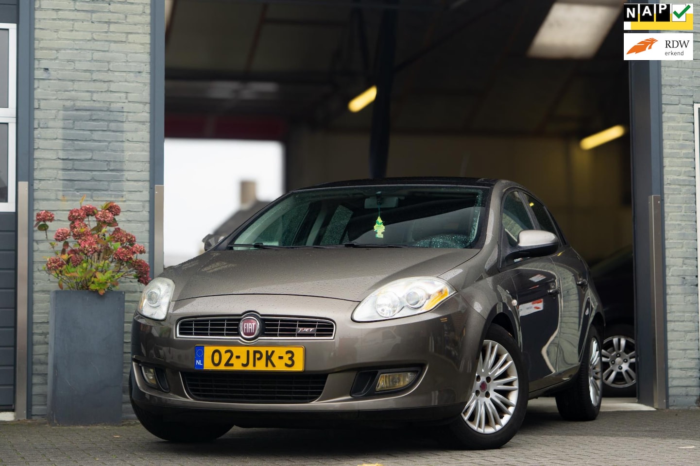 Fiat Bravo - 1.4 T-Jet Dynamic|pano|xenon|automaat - AutoWereld.nl