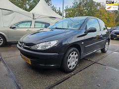 Peugeot 206 - 1.4 One-line *apk:04-2026