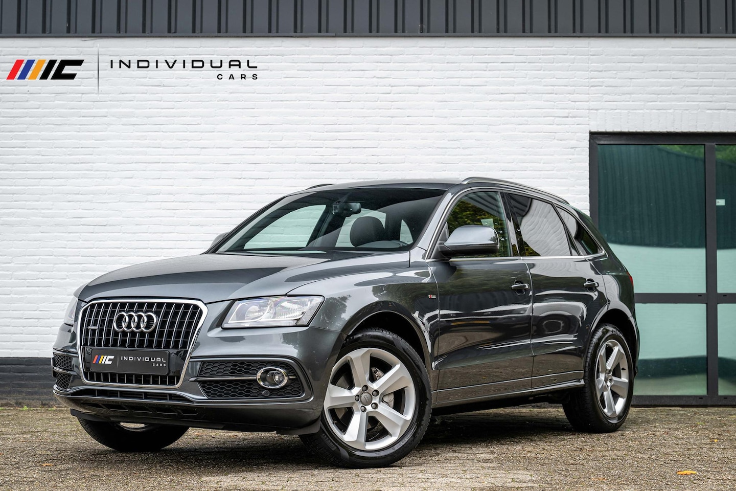 Audi Q5 - 2.0 TFSI quattro 3x S-Line Trekhaak Alcantara - AutoWereld.nl