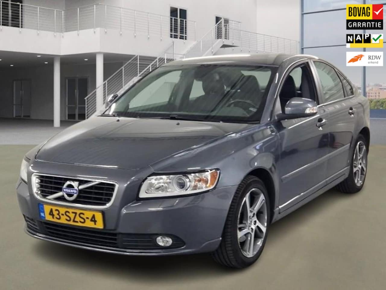 Volvo S40 - 2.0 Limited Edition 118.400 km 1e Eigenaar NL-auto - AutoWereld.nl