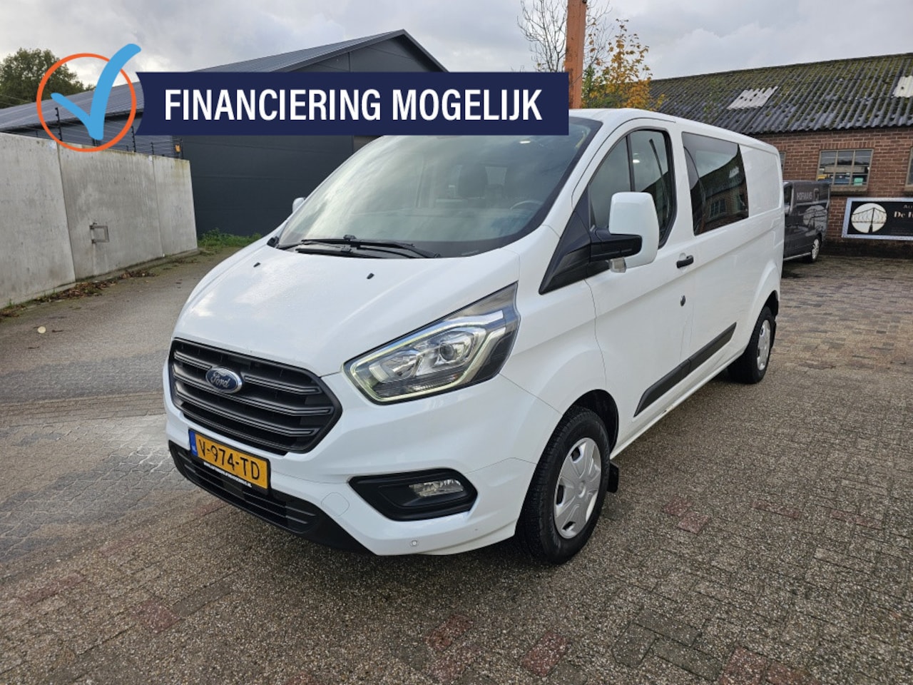 Ford Transit Custom - 300 2.0 TDCI L2H1TDC,Apk,Nap,Trekhaak - AutoWereld.nl
