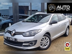Renault Mégane Estate - 1.2 TCe Limited 116PK | NL AUTO | Trekaak | Onderhoudshistorie | Navigatie | Cruise Contro
