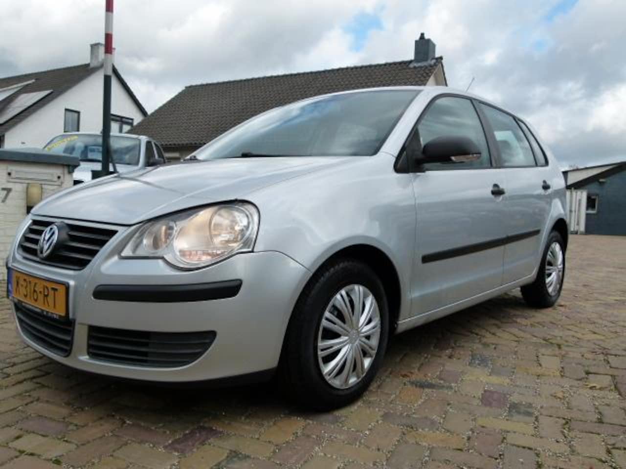 Volkswagen Polo - 1.2-12V 1.2-12V, NAVI/CV/EL. RAMEN V+A/NWE APK - AutoWereld.nl