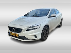Volvo V40 - 2.0 D2 R-Design / Trekhaak / Camera / Leder&Alcanata / 16'' / Parkeerhulp V+A / Stoelverwa