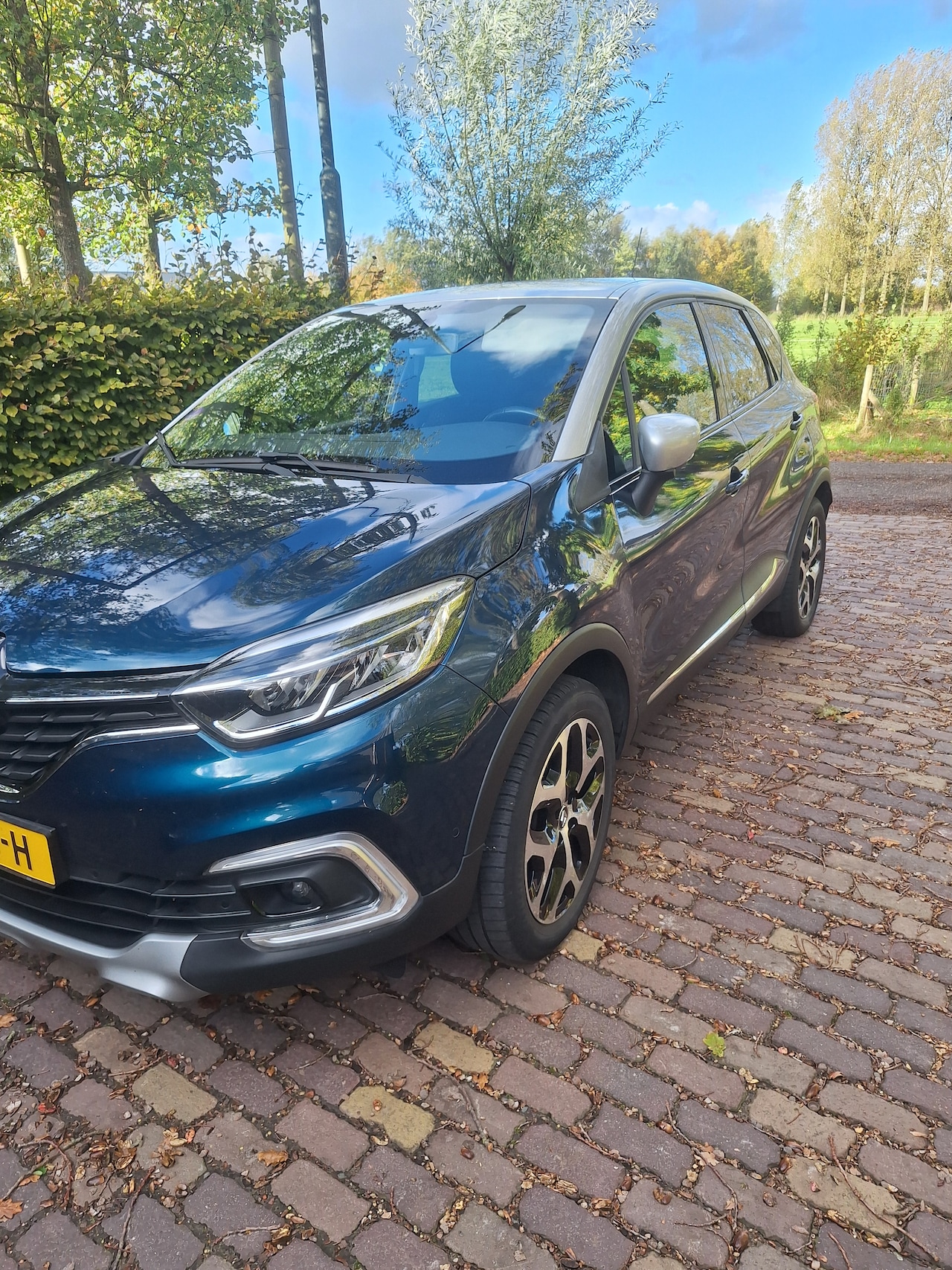 RENAULT CAPTUR