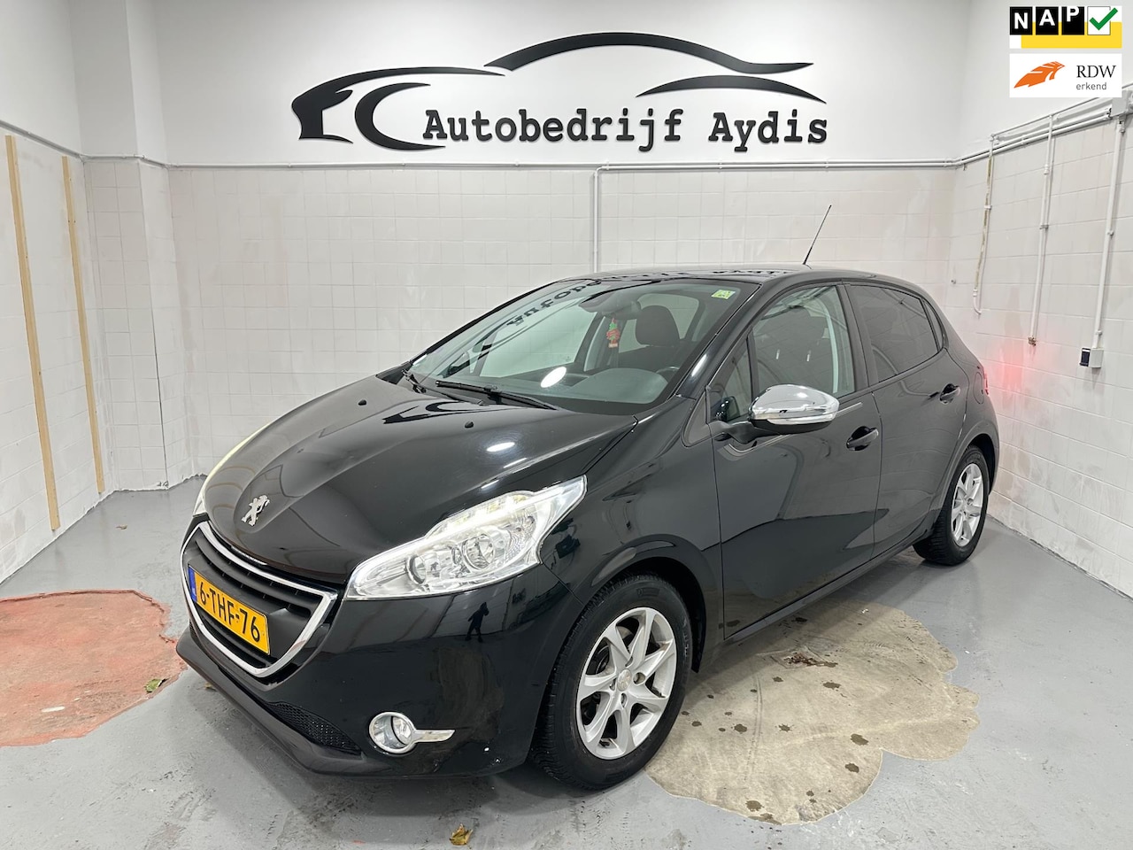 Peugeot 208 - 1.2 VTi Airco EL Ramen Cruise Navi Pdc - AutoWereld.nl