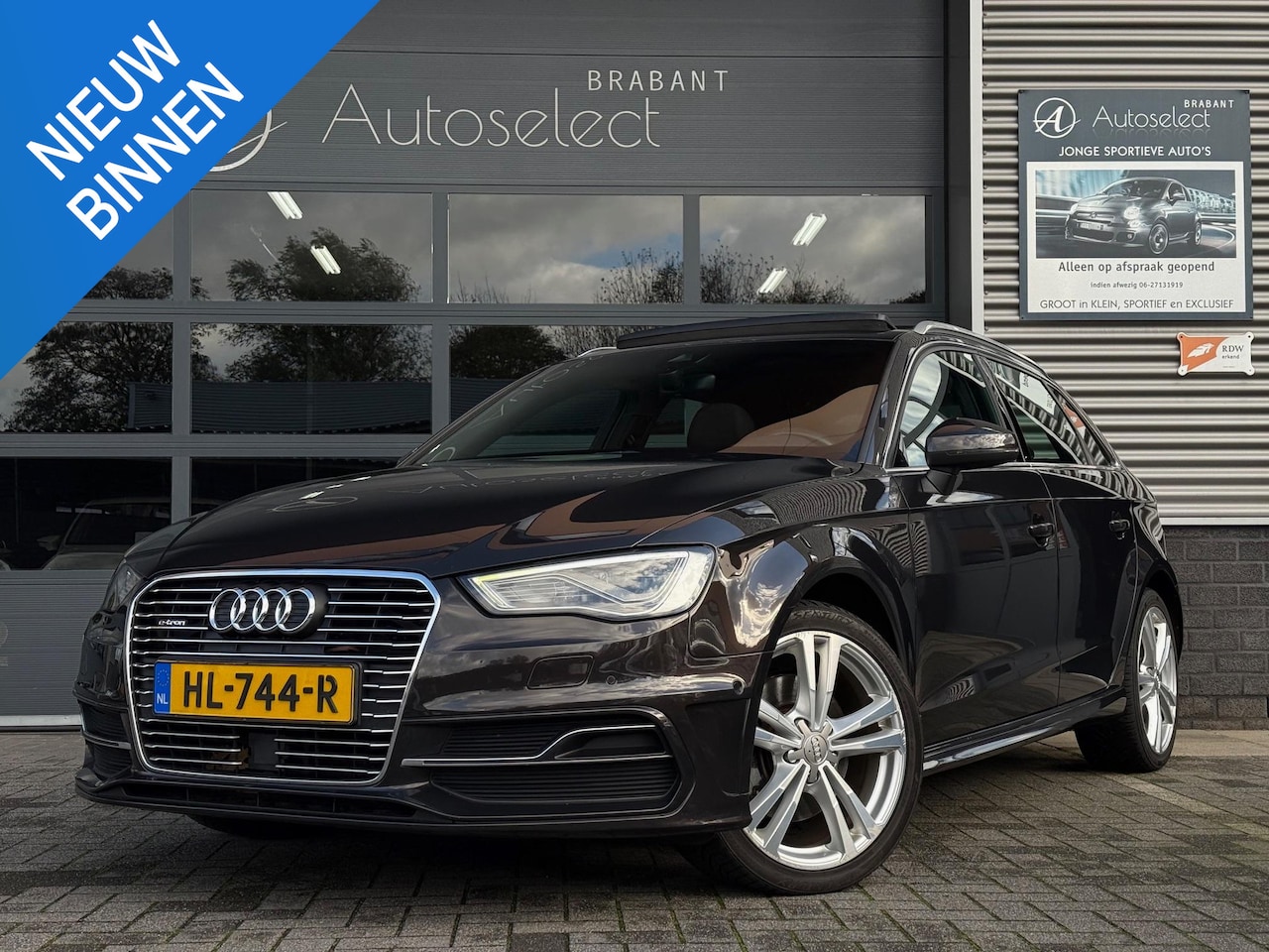 Audi A3 Sportback - 1.4 e-tron PHEV Ambition Pano LED Navi - AutoWereld.nl