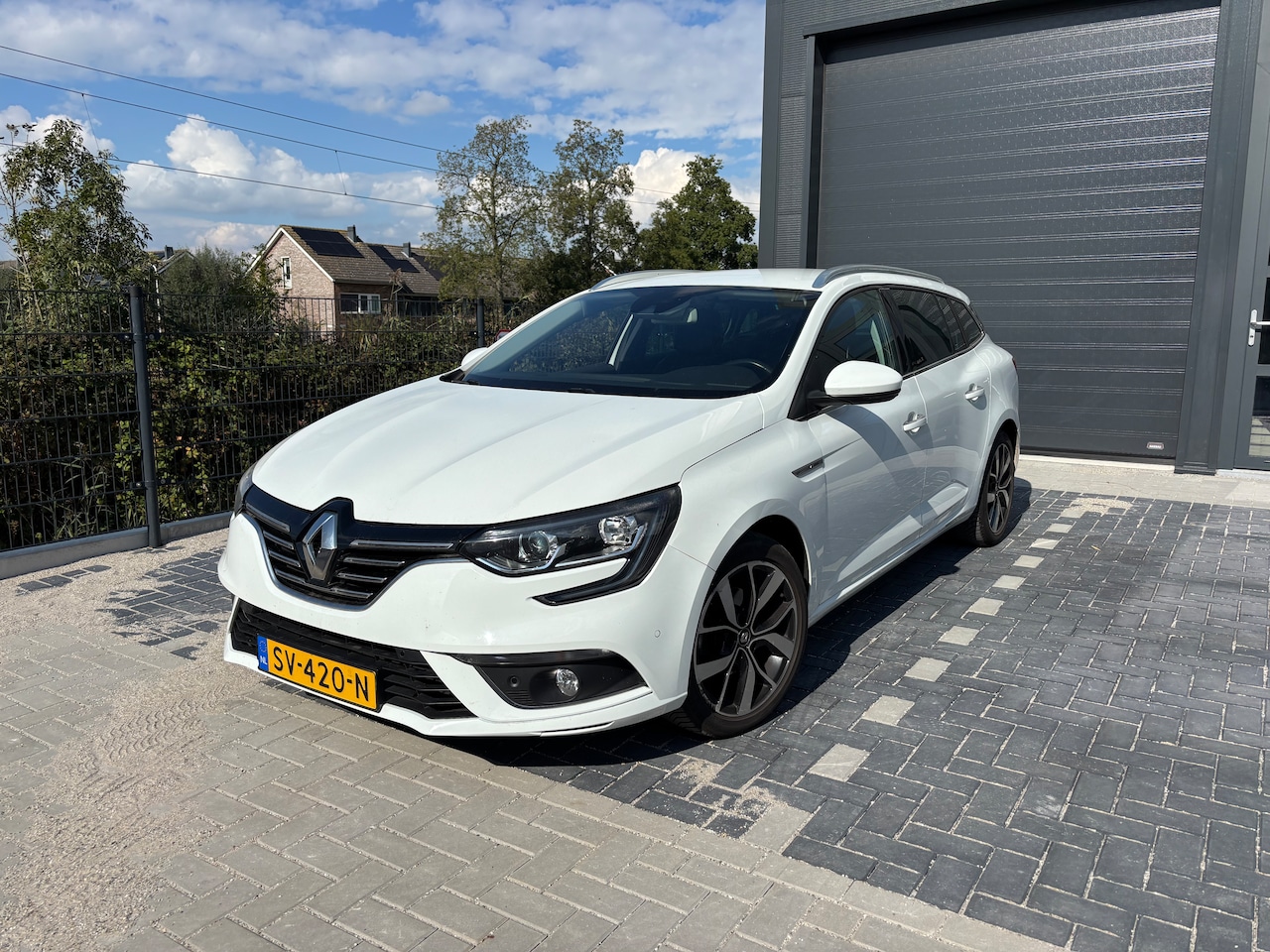 Renault Mégane Estate - 1.3 TCe Bose Dakrail | Clima | Half Leder | Trekhaak | Navi | BTW - AutoWereld.nl