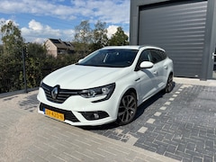 Renault Mégane Estate - 1.3 TCe Bose Dakrail | Clima | Half Leder | Trekhaak | Navi | BTW