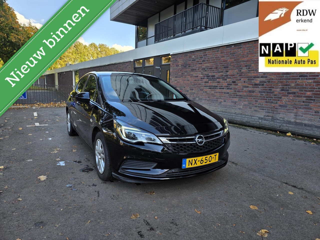 Opel Astra - 1.0 Online Edition 2017 112dkm Airco/Carplay/APK - AutoWereld.nl