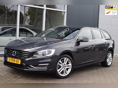 Volvo V60 - 2.4 D6 AWD Plug-In Hybrid Summum | Automaat | Leder | NAP + APK 10-2026