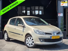 Renault Clio - 1.6-16V Dynamique Luxe|Automaat|Airco|Cruise