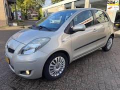 Toyota Yaris - 1.3 VVTi Aspiration AIRCO AUTOMAAT ORG 53184 KM NAP O.H BOEKJES NW APK AFLEVERING NETTE ST