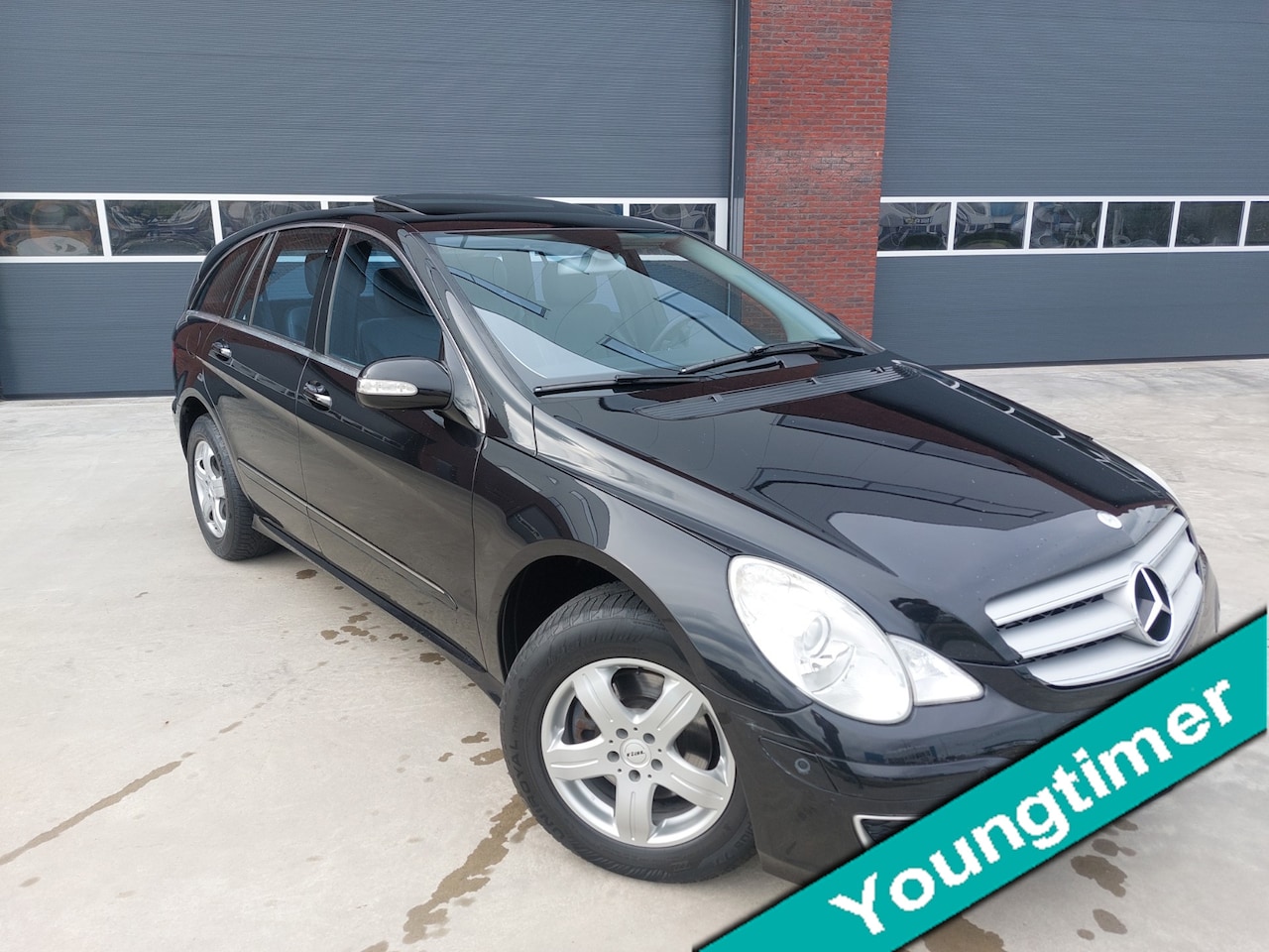 Mercedes-Benz R-klasse - 350 4-Matic 6 persoons Schuifdak trekhaak nette staat - AutoWereld.nl