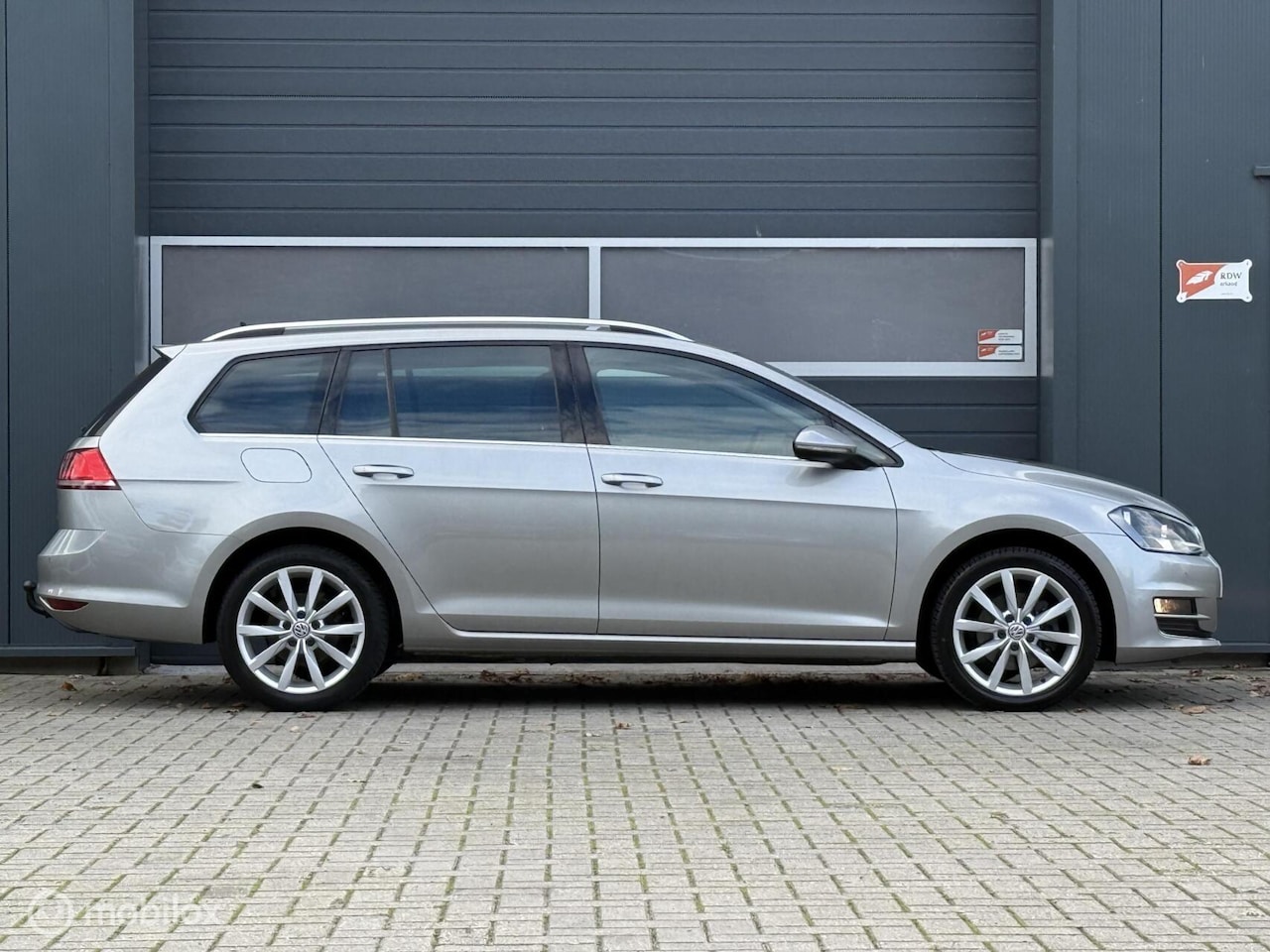 Volkswagen Golf Variant - 1.6 TDI Highline Handgeschakeld Vol opties - AutoWereld.nl