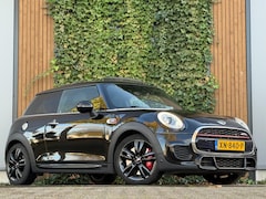 MINI John Cooper Works - 2.0 Chili|PANO|HEAD UP|231PK|JCW|HARMAN KARDON