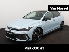 Volkswagen Golf - 1.5 eHybrid GTE 272 PK | Panoramadak | Navigatie | Black style | Apple Carplay | IQ Lights