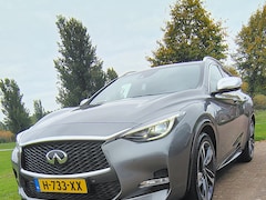 Infiniti Q30 - 1.6t Sport