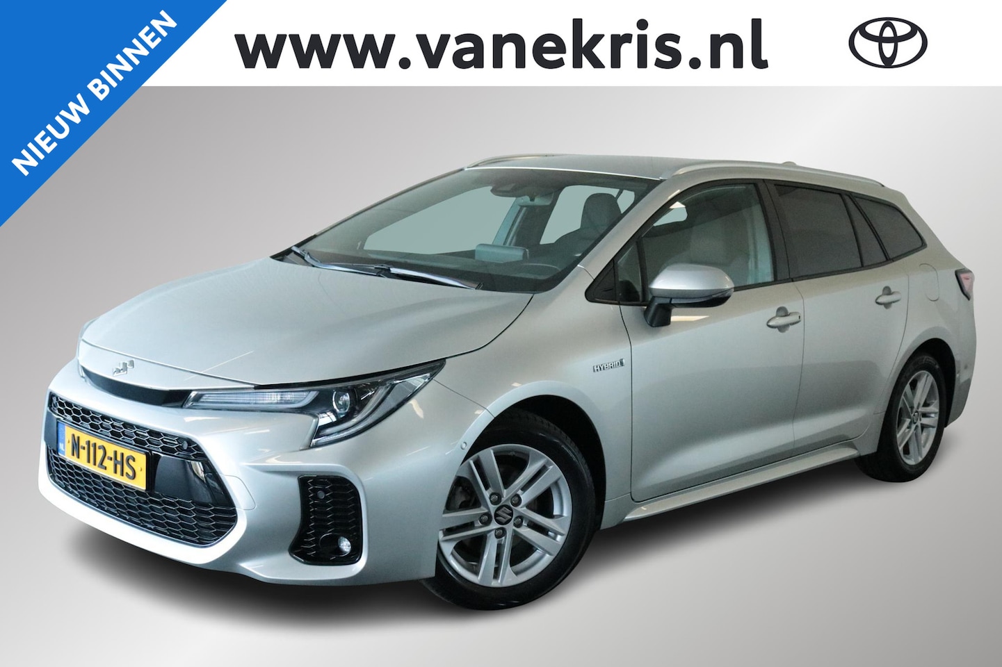 Toyota Corolla - 1.8 Hybrid Style 1.8 Hybrid Style, Parkeersensoren - AutoWereld.nl