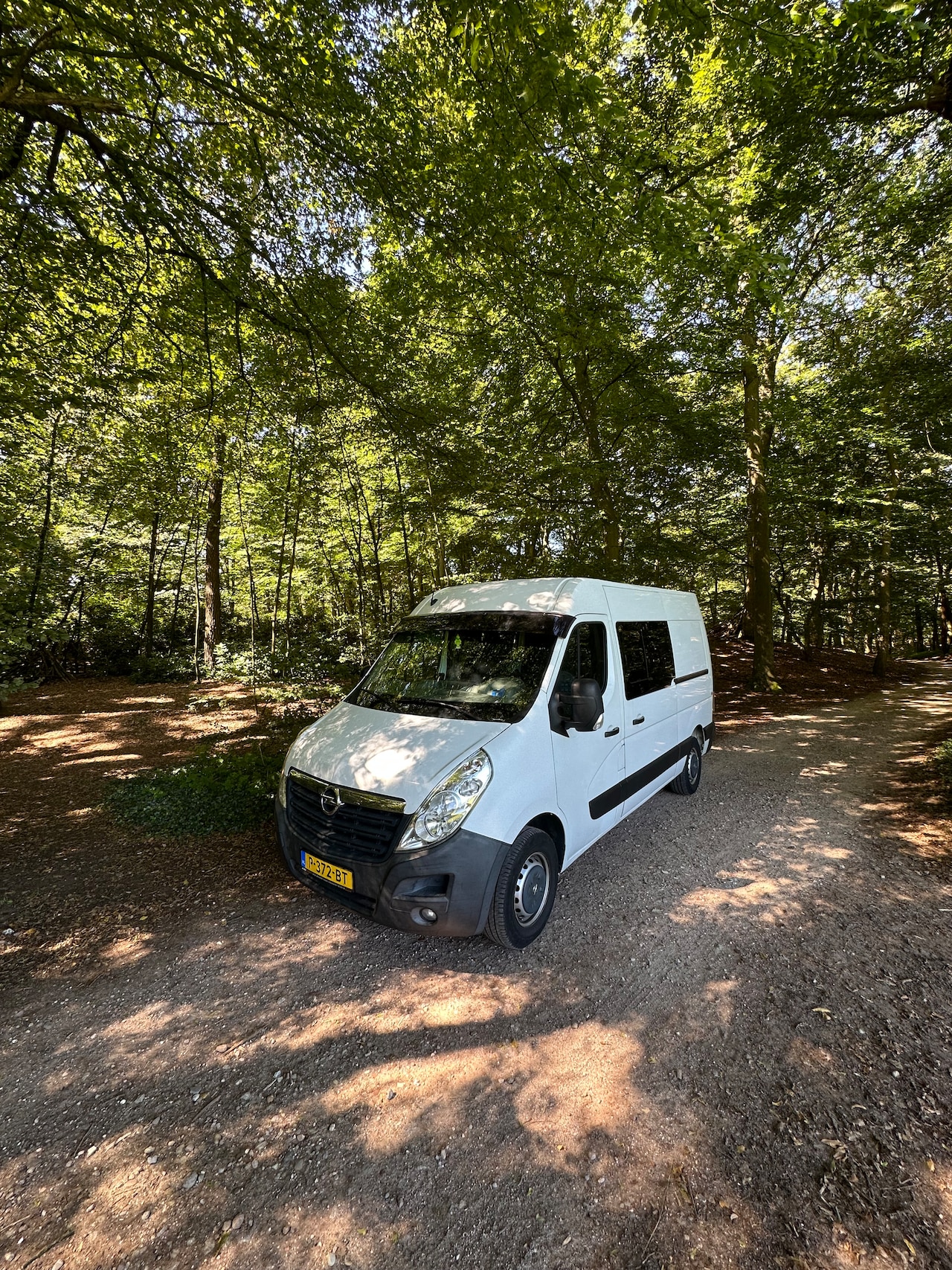 Opel Movano - Registreert alles camper Betaal je voor die belasting € 85 per maand en verzekering € 10 p - AutoWereld.nl