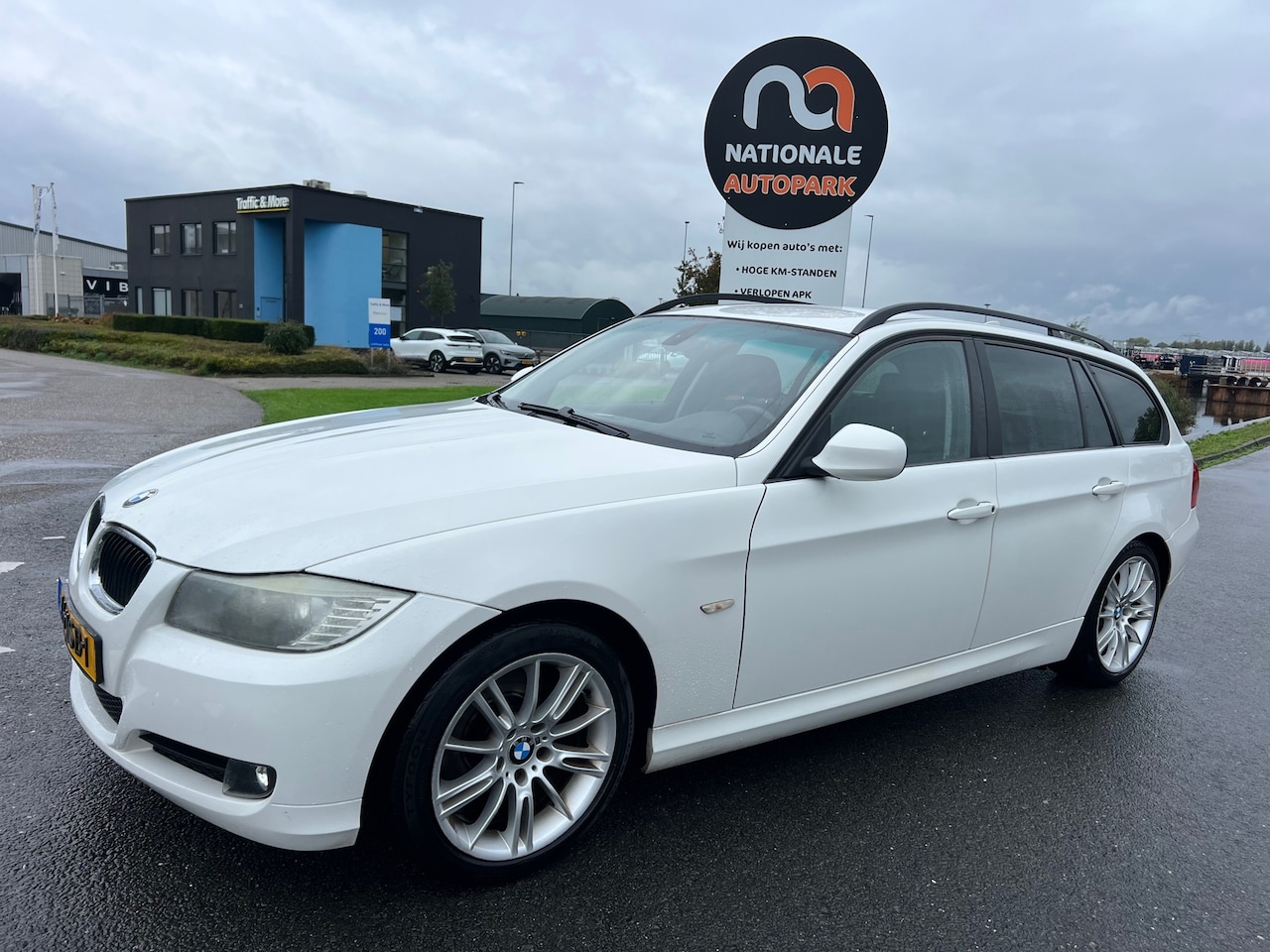 BMW 3-serie Touring - 2009 * 318d * AIRCO * ELEC. RAMEN * LMV * CRUISE CONTROL * TOP AUTO - AutoWereld.nl
