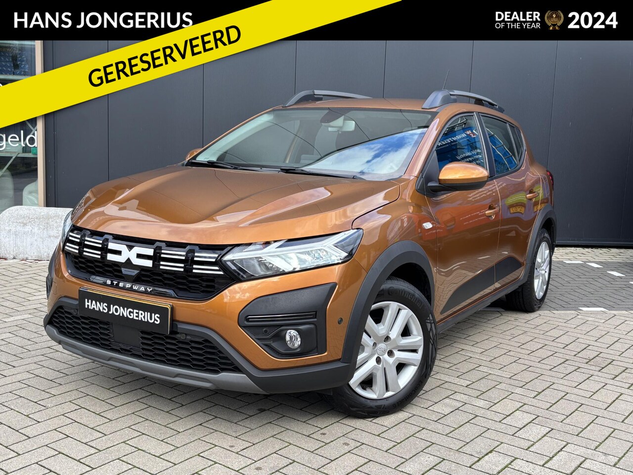 Dacia Sandero Stepway - TCe 90 Expression | AUTOMAAT | CAMERA | NAVI | CRUISE CONTROL | AIRCO | APPLECARPLAY/ANDRO - AutoWereld.nl
