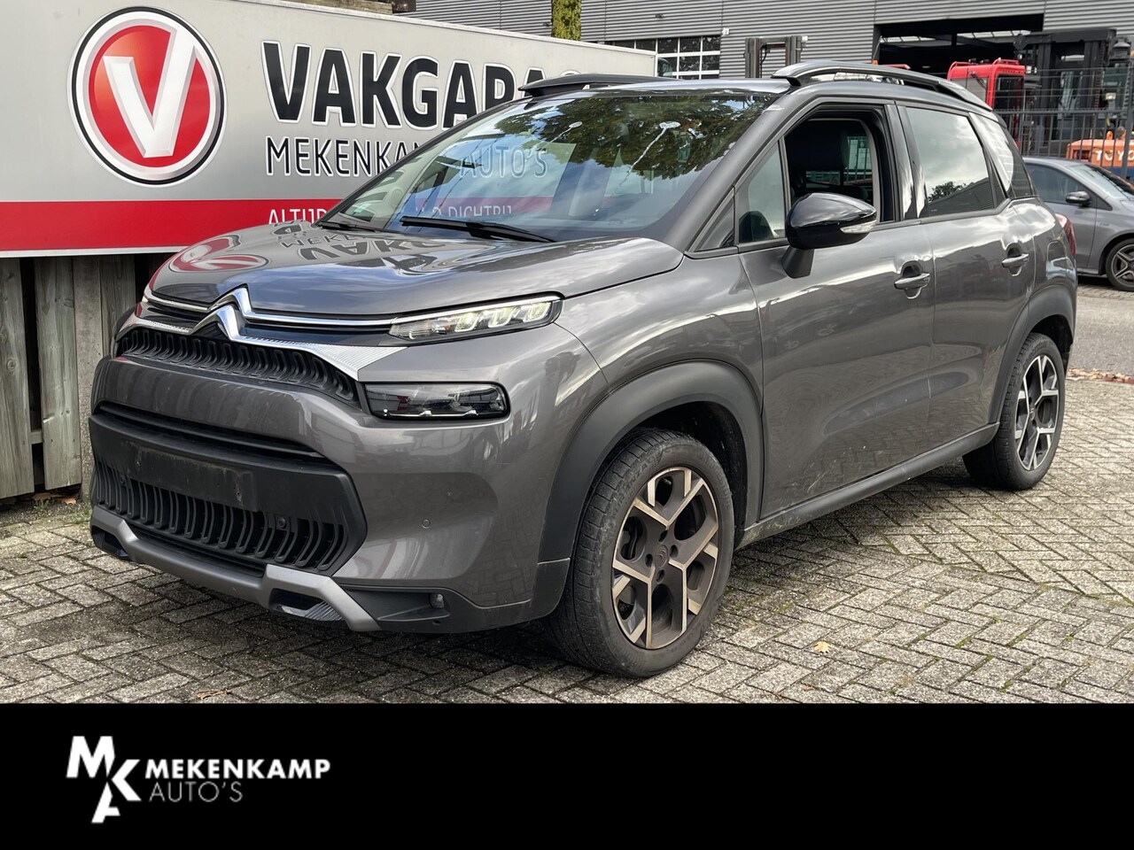 Citroën C3 Aircross - 1.2 PureTech 17"/Camera/Keyless/Navigatie/Apple Carplay & Android Auto/Climate/Cruise/PDC - AutoWereld.nl