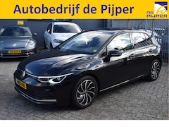 Volkswagen Golf - 1.5 eTSI Style, PANORAMADAK, BOEKJES, ONDERHOUDSHISTORIE EN NATIONALE AUTOPAS