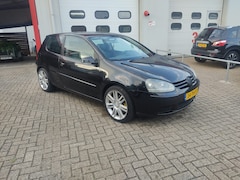 Volkswagen Golf - 1.6 FSI Sportline 16V 115pk 3D 2004 Zwart