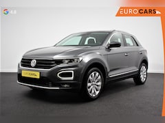 Volkswagen T-Roc - 1.5 TSI 150pk Automaat Sport Team | Navigatie | Apple Carplay/Android Auto | Camera | Elec