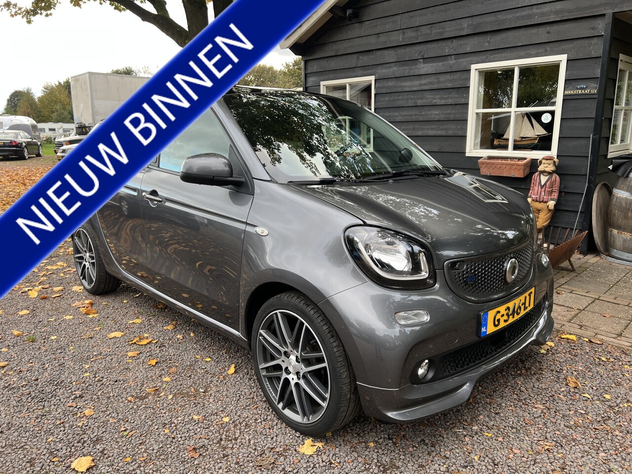 Smart Forfour - EQ BRABUS 18 kWh/82PK LEER/PANO - AutoWereld.nl