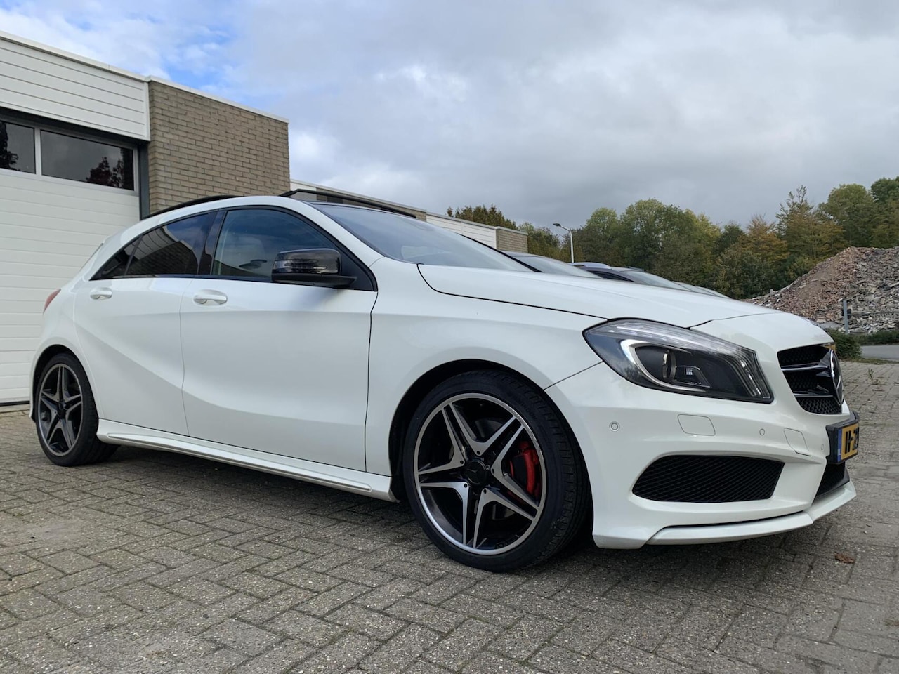 Mercedes-Benz A-klasse - 250 Sport Ambition AMG Panodak Leer Groot Navi Cruise Control Airco Elektrische pakket - AutoWereld.nl