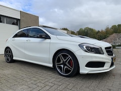 Mercedes-Benz A-klasse - 250 Sport Ambition AMG Panodak Leer Groot Navi Cruise Control Airco Elektrische pakket