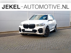 BMW X5 - xDrive45e M-Sport Bowers & Wilkens, Panoramadak, 22" LM, HUD, Trekhaak, enz