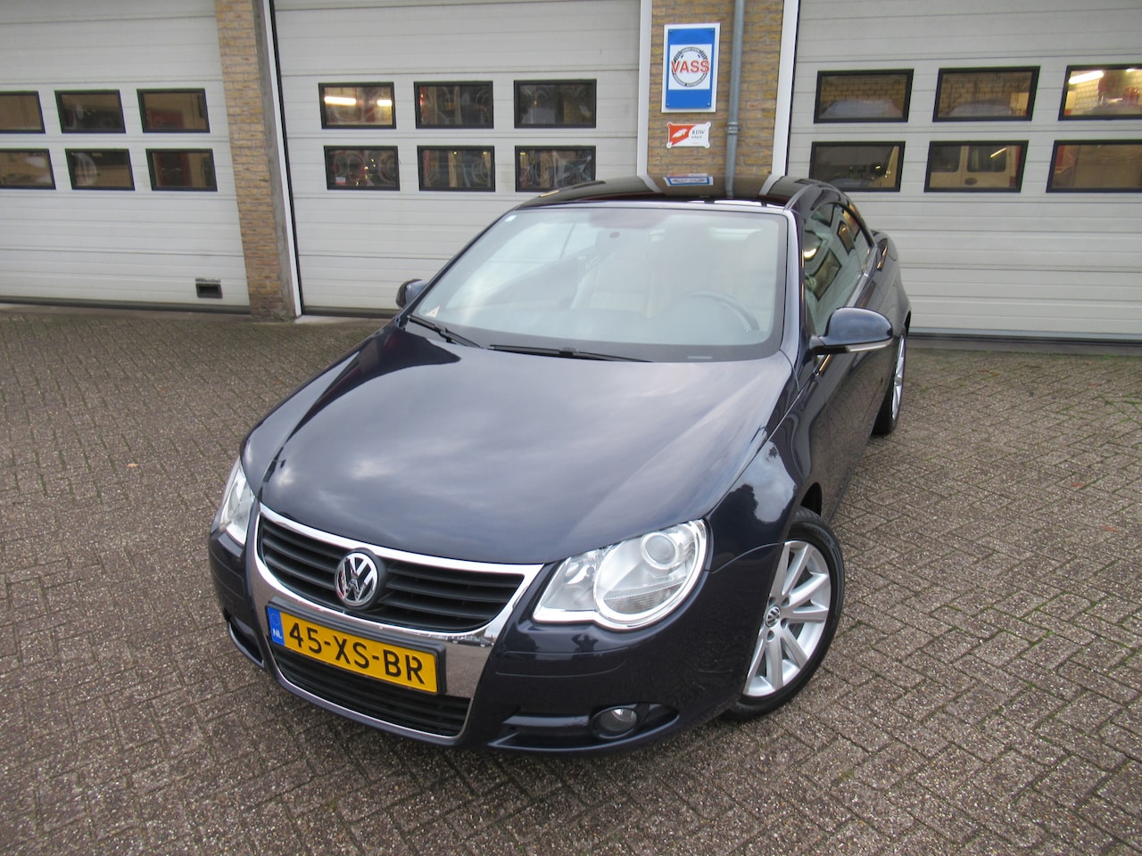 Volkswagen Eos - 2.0-16v FSI CABRIODAK IS GEREVISEERD - AutoWereld.nl