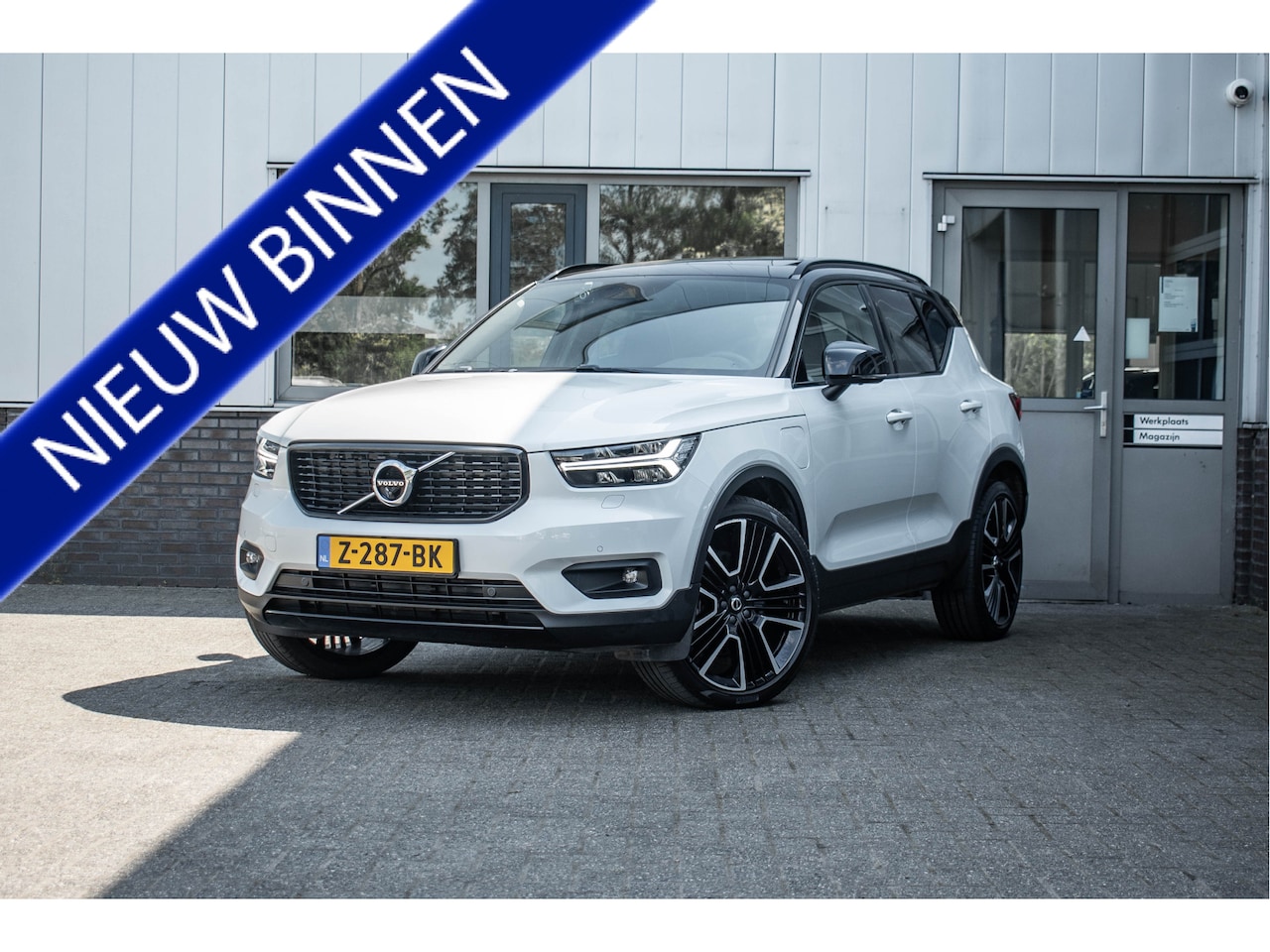Volvo XC40 - 1.5 T5 Recharge R-Design | Pano | Trekhaak - AutoWereld.nl