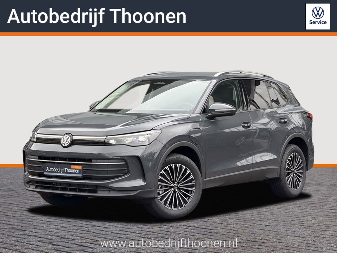 Volkswagen Tiguan - 1.5 eHybrid Life Edition | Verlicht logo | Trekhaak | keyless | 18" | - AutoWereld.nl
