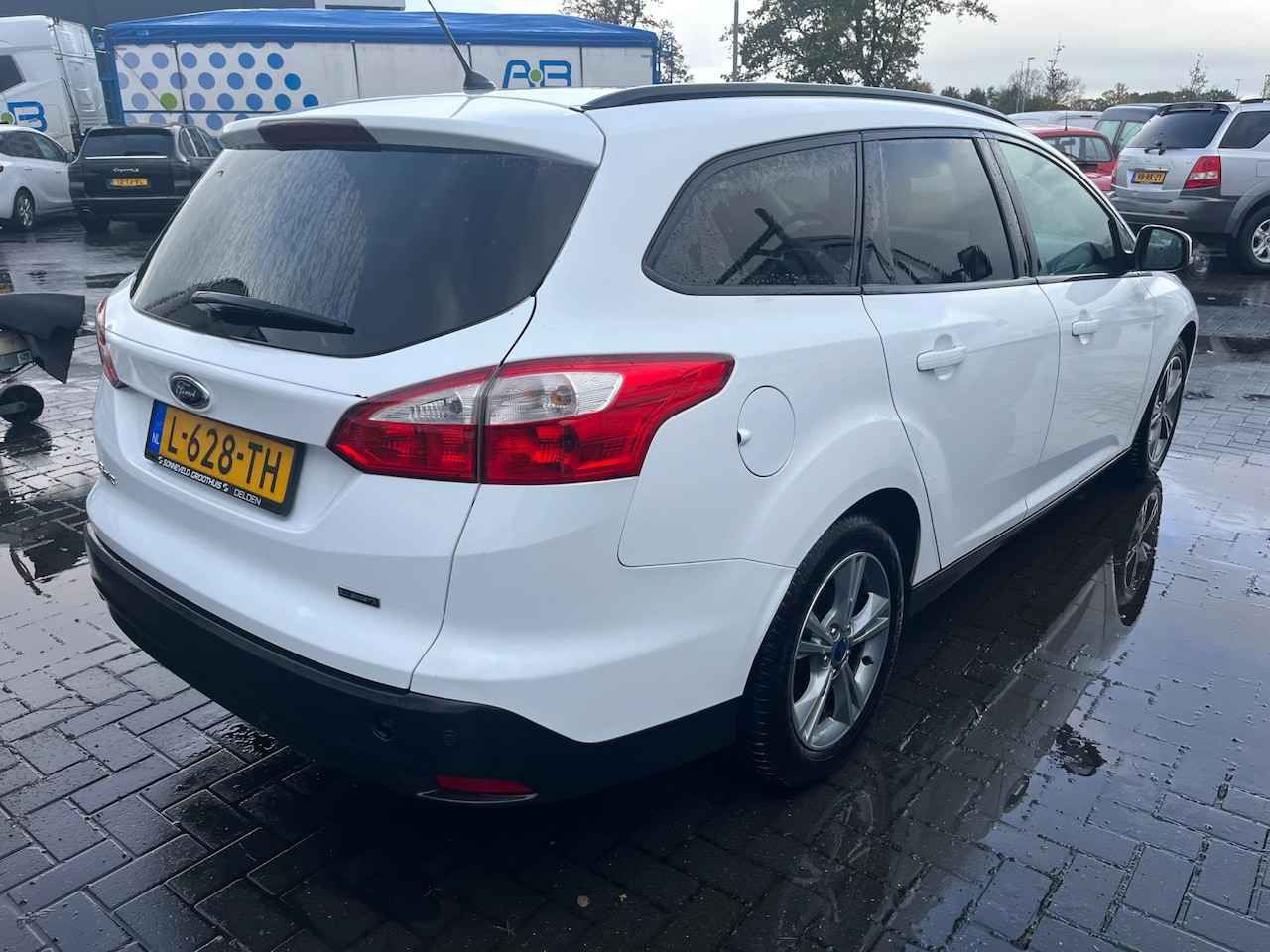 Ford Focus Wagon - 1.0 EcoBoost Titanium Navi Stoelverwarming 2013 - AutoWereld.nl