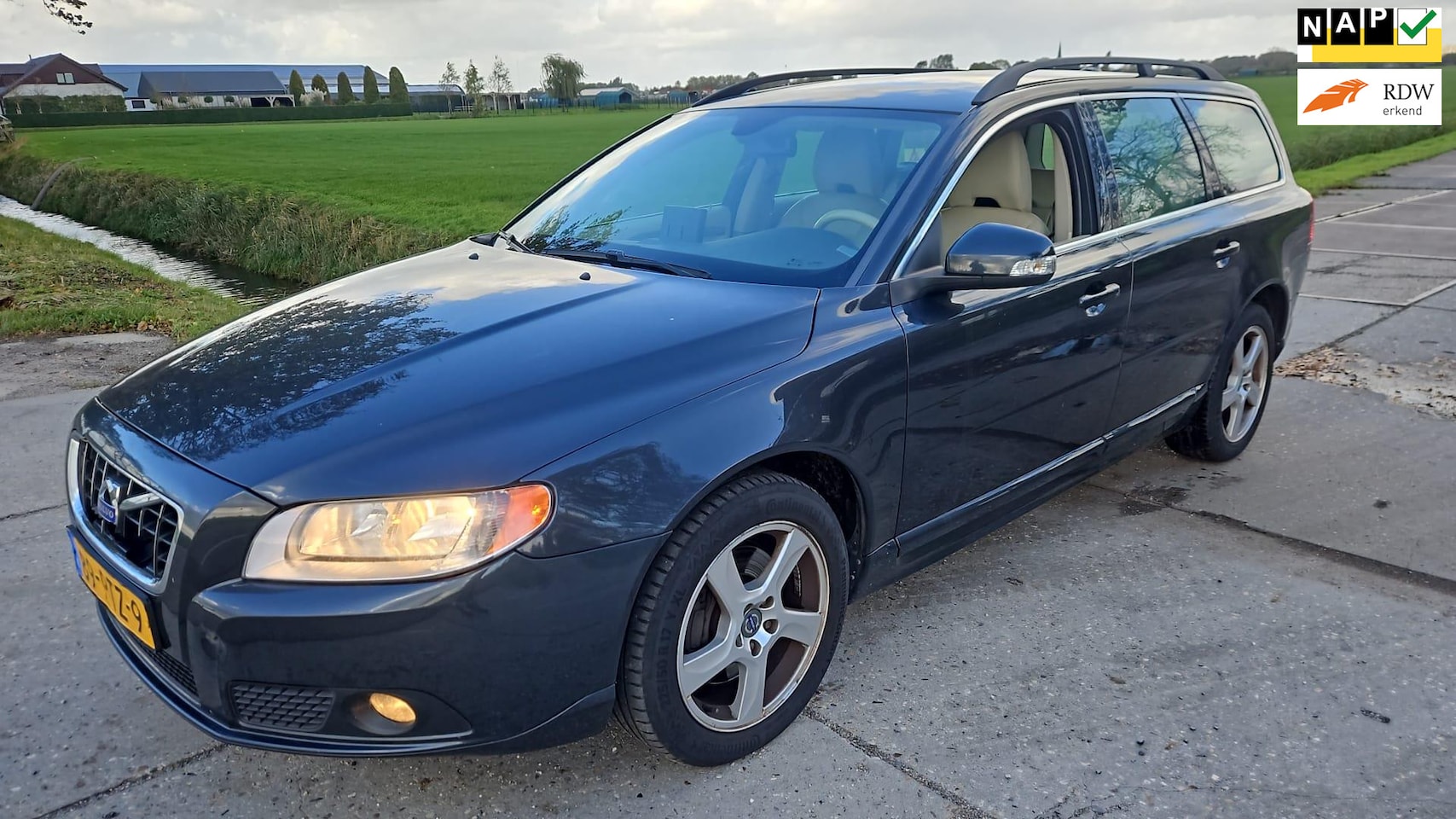 Volvo V70 - 2.0 D3 Kinetic/ navigatiesysteem/ leder/ bj 2011 ( euro 5) - AutoWereld.nl