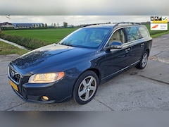 Volvo V70 - 2.0 D3 Kinetic/ navigatiesysteem/ leder/ bj 2011 ( euro 5)