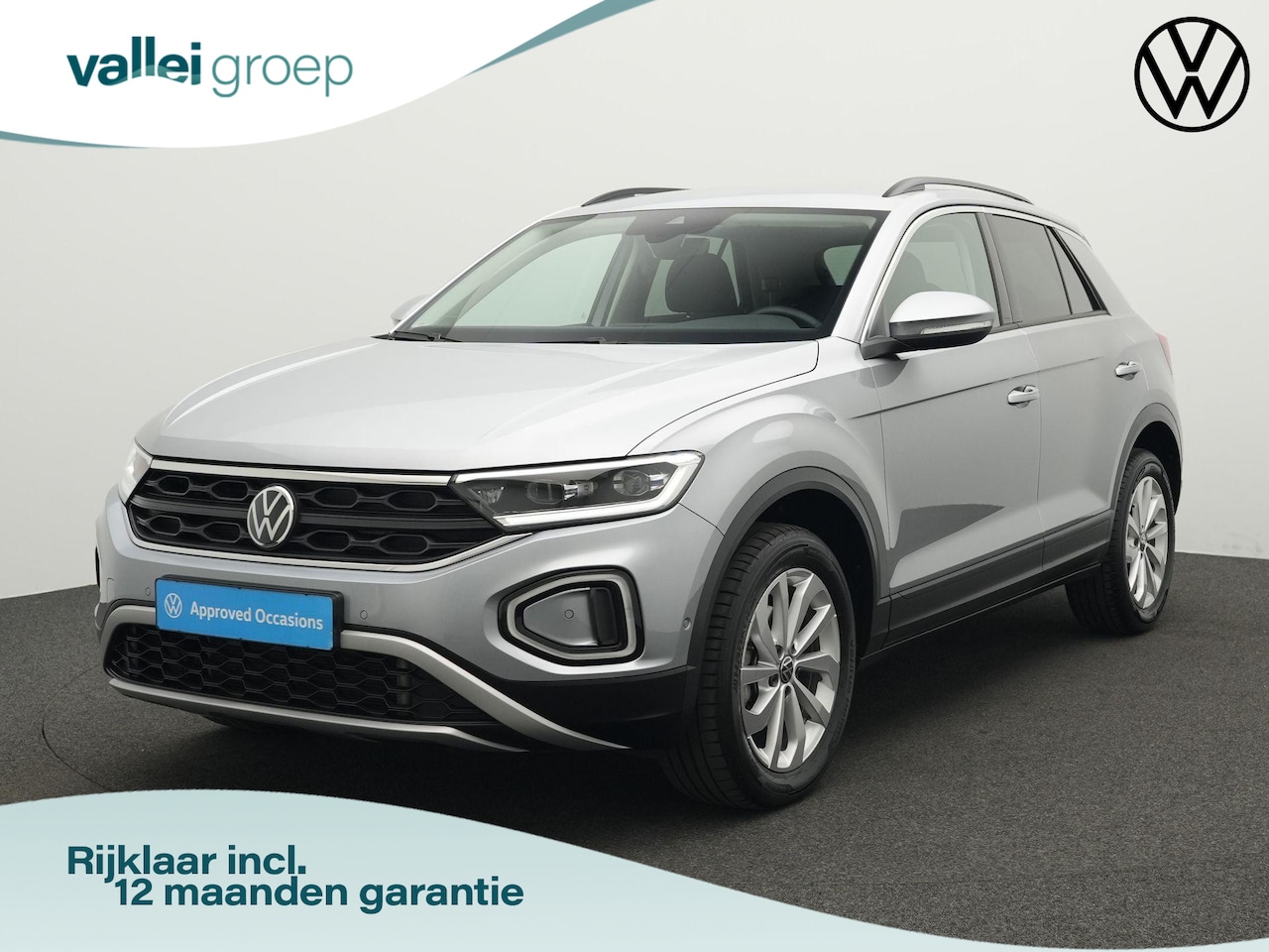 Volkswagen T-Roc - 1.5 TSI 150 pk DSG Life Edition | Achteruitrijcamera | Navigatie | Adaptive Cruise | Keyle - AutoWereld.nl